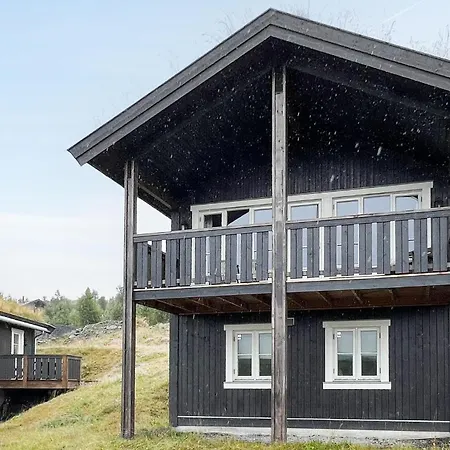 Holiday home Gorgeous In With House A Mountain View Ron