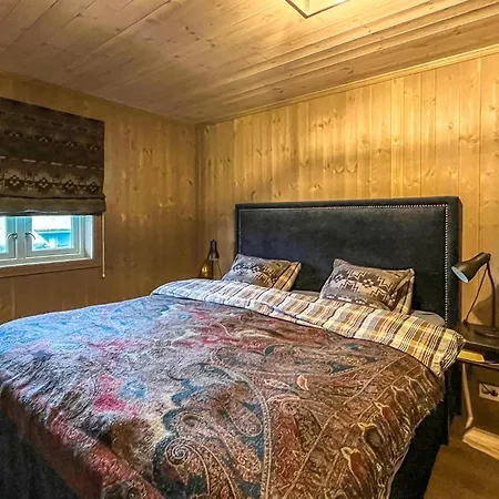 2 Bedroom Cozy In בית נופש