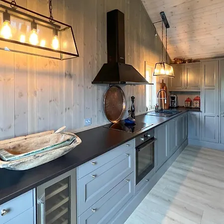 Gorgeous In With House A Mountain View Holiday home